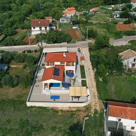 Muskatel Krk -with Heated Covered Pool * Brzac