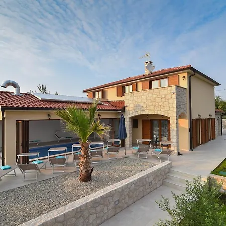 Muskatel Krk -with Heated Covered Pool Villa Brzac