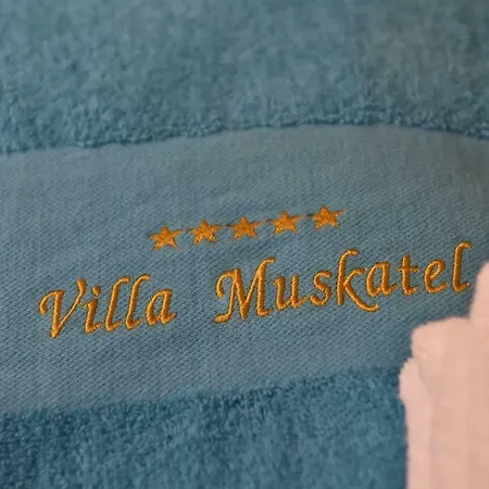 Willa Muskatel Krk -with Heated Covered Pool
