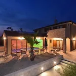 Muskatel Krk -with Heated Covered Pool *