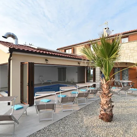 Muskatel Krk -with Heated Covered Pool Brzac