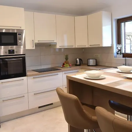 Muskatel Krk -with Heated Covered Pool Villa *