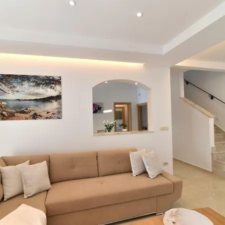 Muskatel Krk -with Heated Covered Pool * Brzac