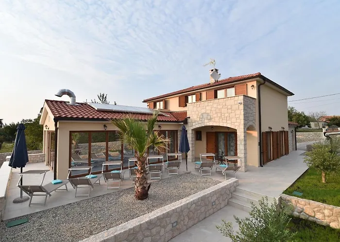 Vila Muskatel Krk -with Heated Covered Pool Brzac
