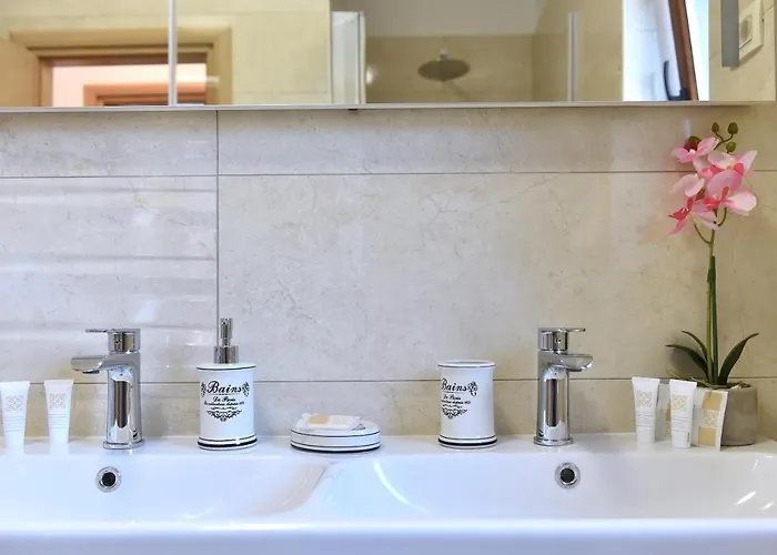 Muskatel Krk -with Heated Covered Pool