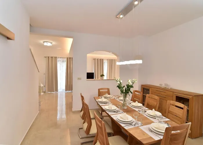 Muskatel Krk -with Heated Covered Pool * Brzac