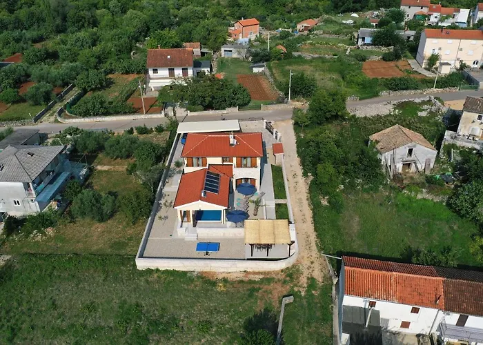 Muskatel Krk -with Heated Covered Pool * Brzac