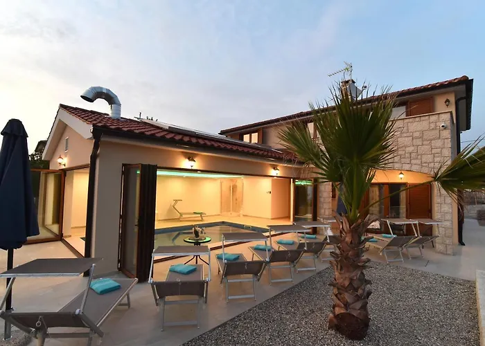 Muskatel Krk -with Heated Covered Pool * Brzac