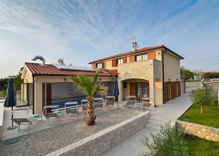 Muskatel Krk -with Heated Covered Pool Villa Brzac