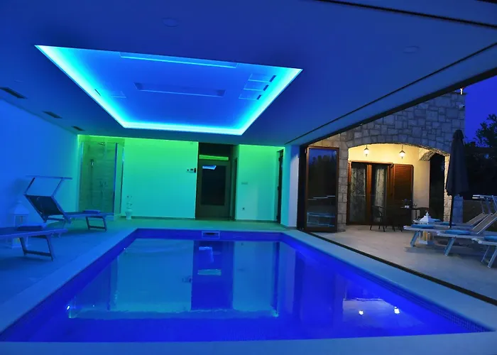 Muskatel Krk -with Heated Covered Pool