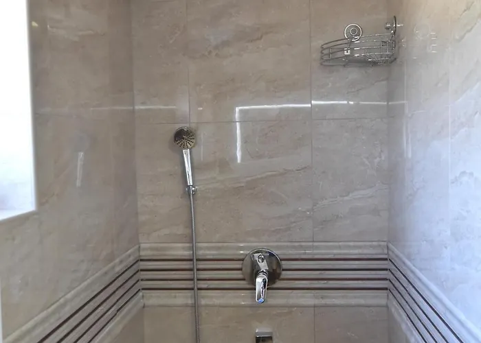 Muskatel Krk -with Heated Covered Pool *