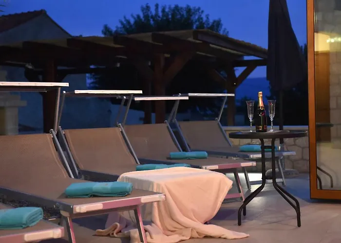 Vila Muskatel Krk -with Heated Covered Pool
