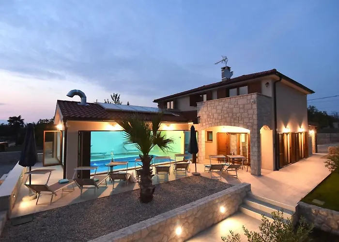 Muskatel Krk -with Heated Covered Pool Vila Brzac