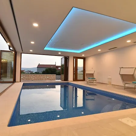 Muskatel Krk -with Heated Covered Pool * Brzac