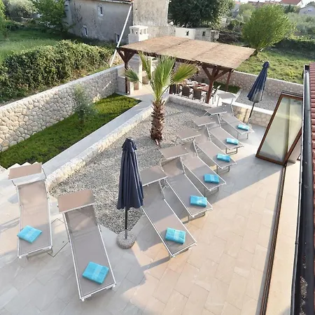 Villa Muskatel Krk -with Heated Covered Pool *