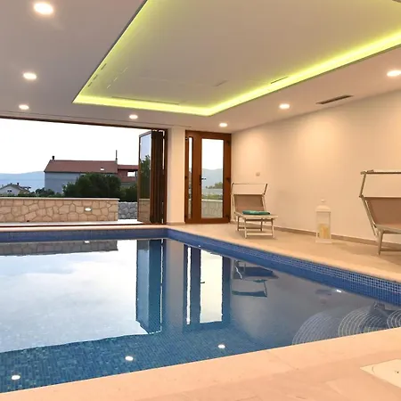 Villa Muskatel Krk -with Heated Covered Pool Brzac